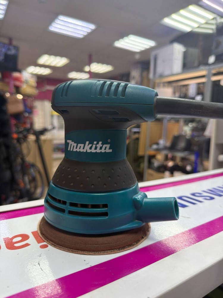 Шлифмашина Makita BO 5030