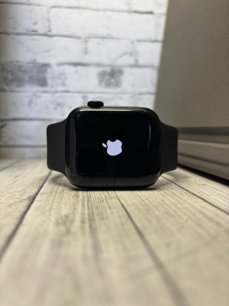 Часы Apple se 2 44
