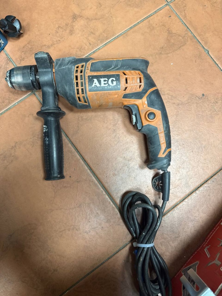 Дрель AEG