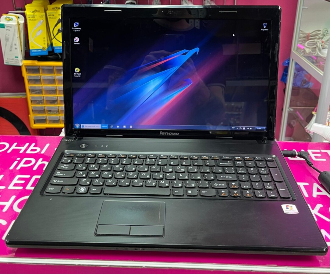 Ноутбук Lenovo AMD E-300 1.30Ghz/4/HDD250