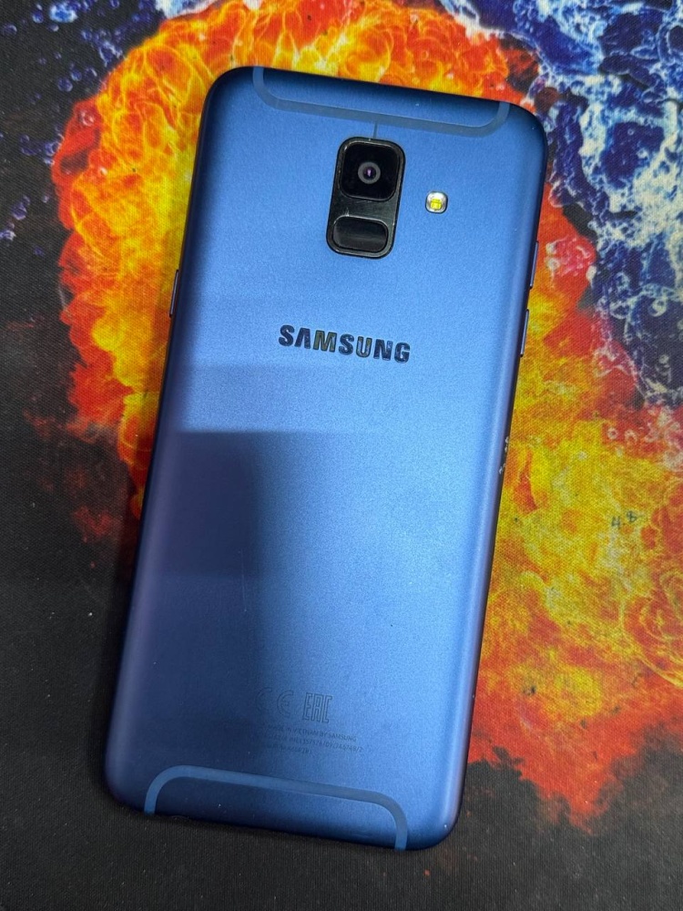 Смартфон Samsung A6 2018 3/32