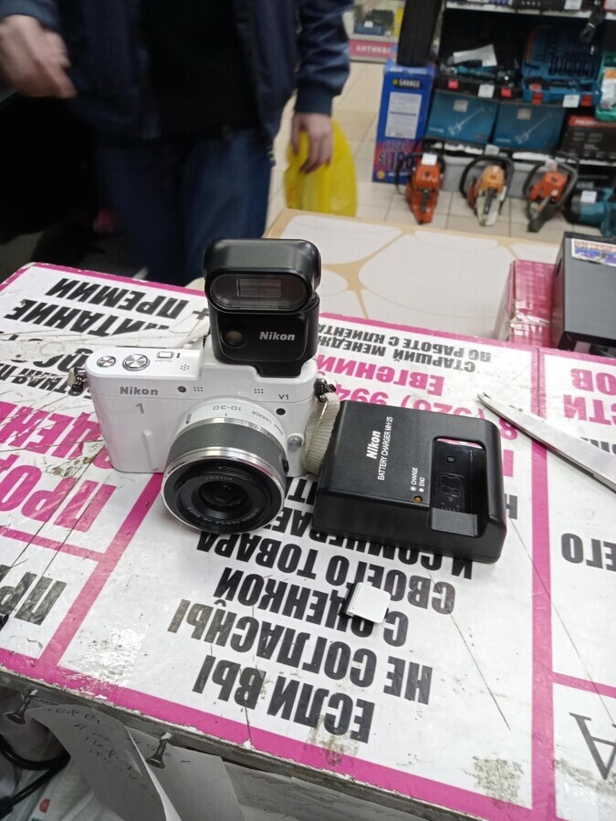Фотоаппарат Nikon 1 V1