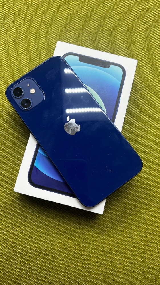 Смартфон iPhone 12 64 Gb