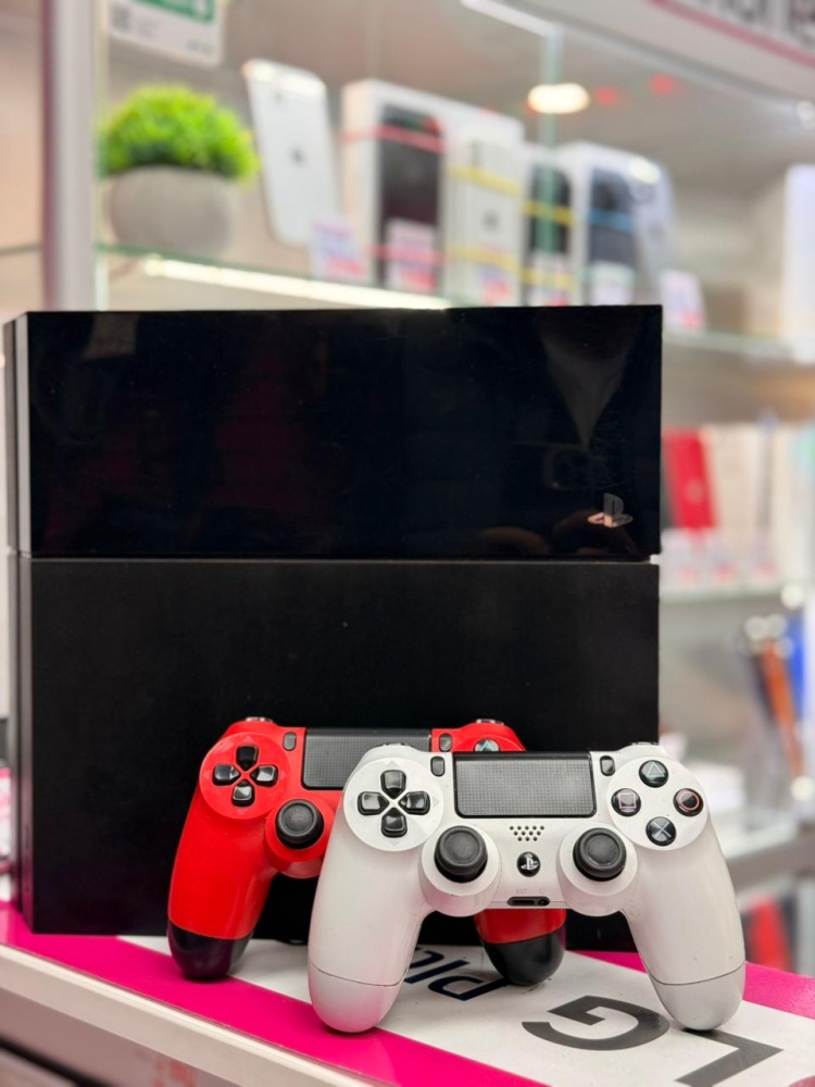 Игровая приставка Sony PlayStation 4 fat 1Tb