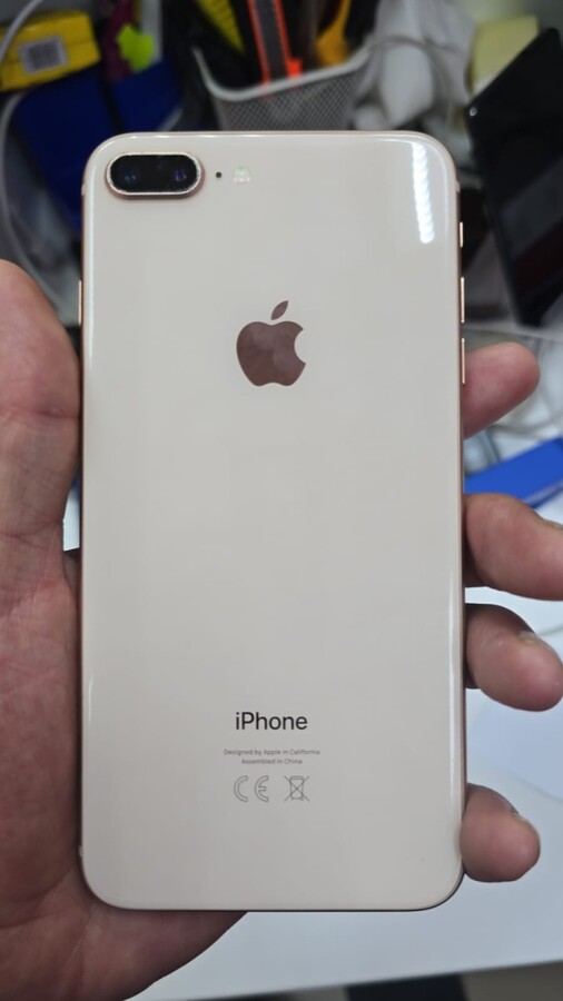 Смартфон iPhone 8 64 Gb