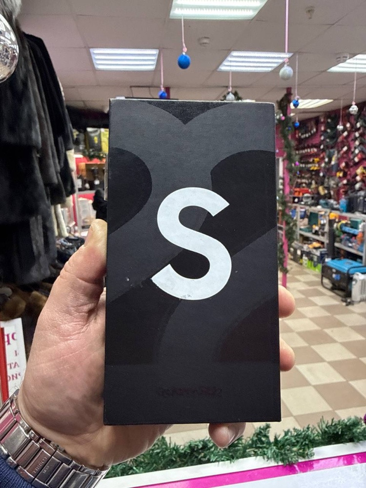 Смартфон Samsung S22 8/256