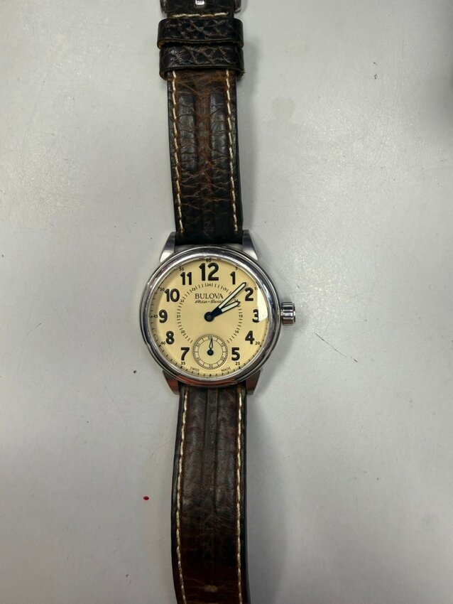 Часы Bulova 63A121