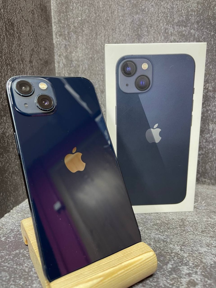 Смартфон iPhone 13 128 Gb