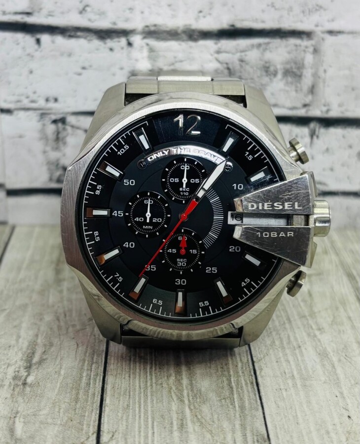 Часы Diesel