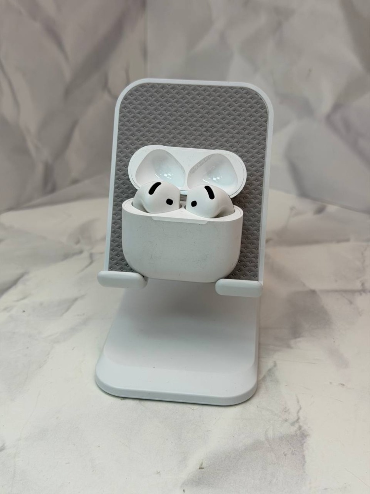 Наушники Airpods 4