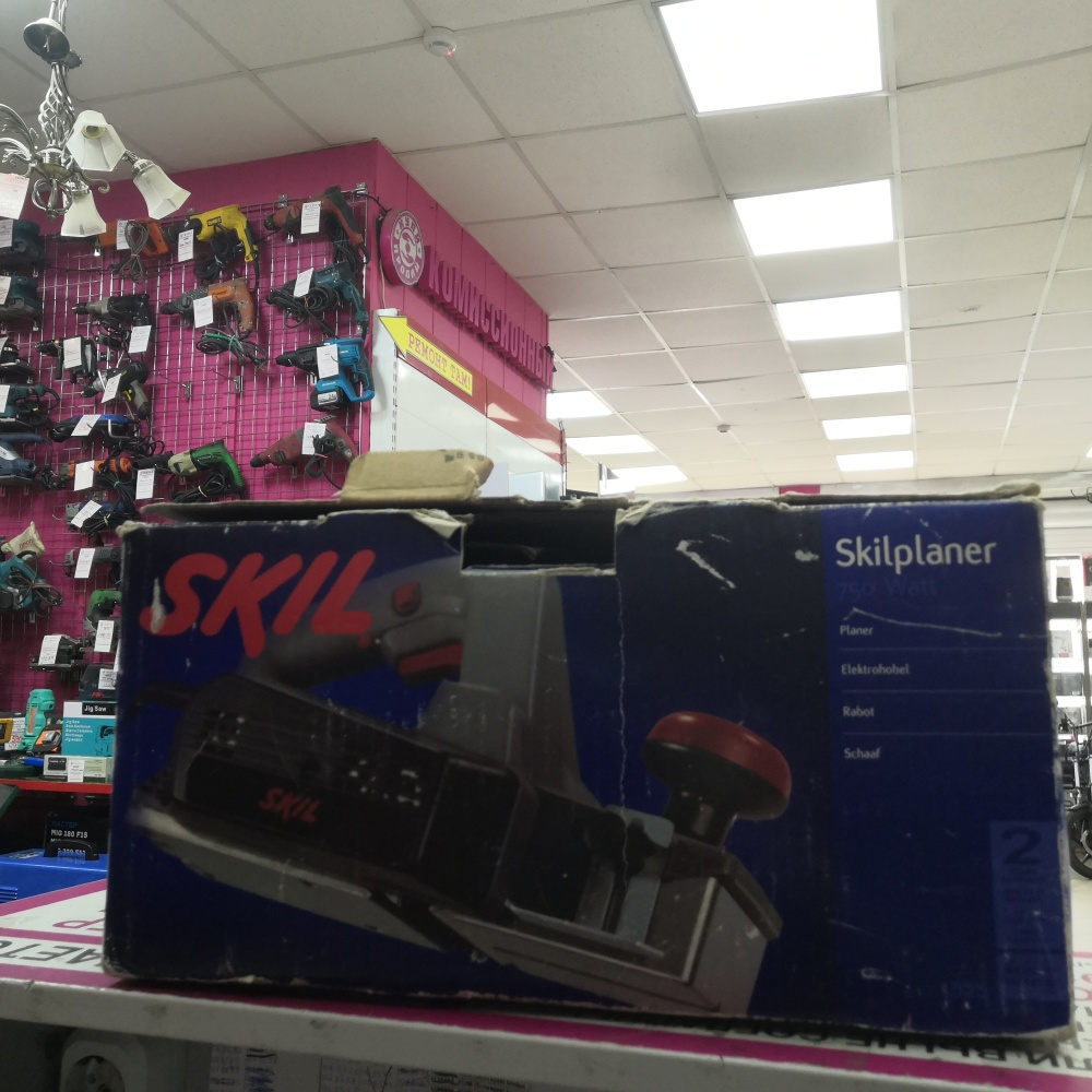 Рубанок Skil 1525