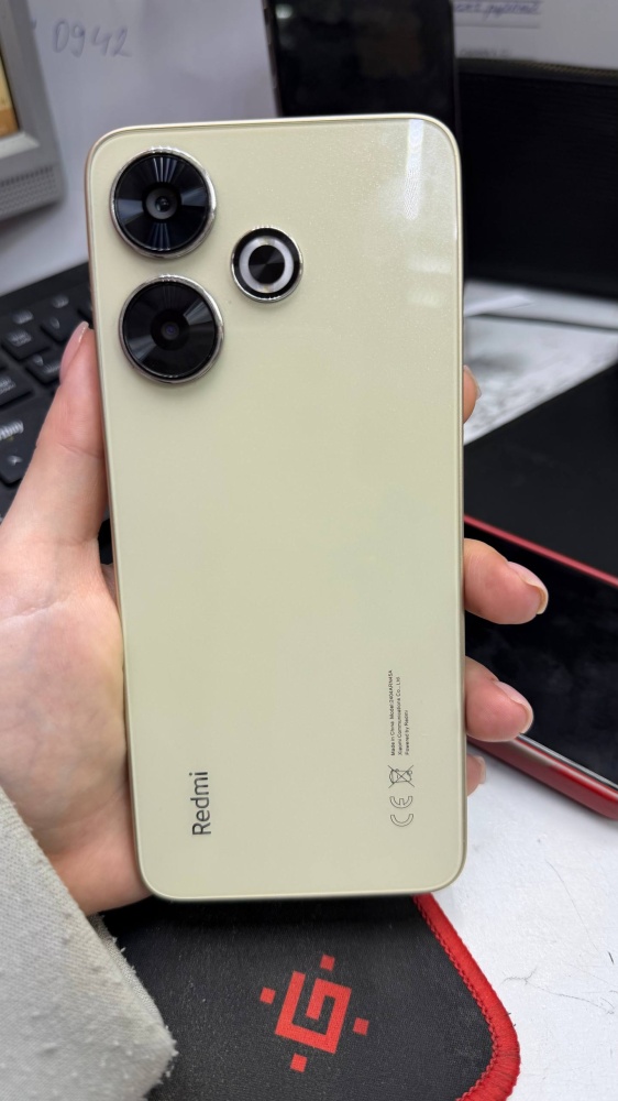 Смартфон Xiaomi Redmi 13