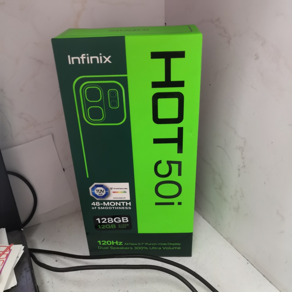 Мобильный телефон Infinix HOT 50i