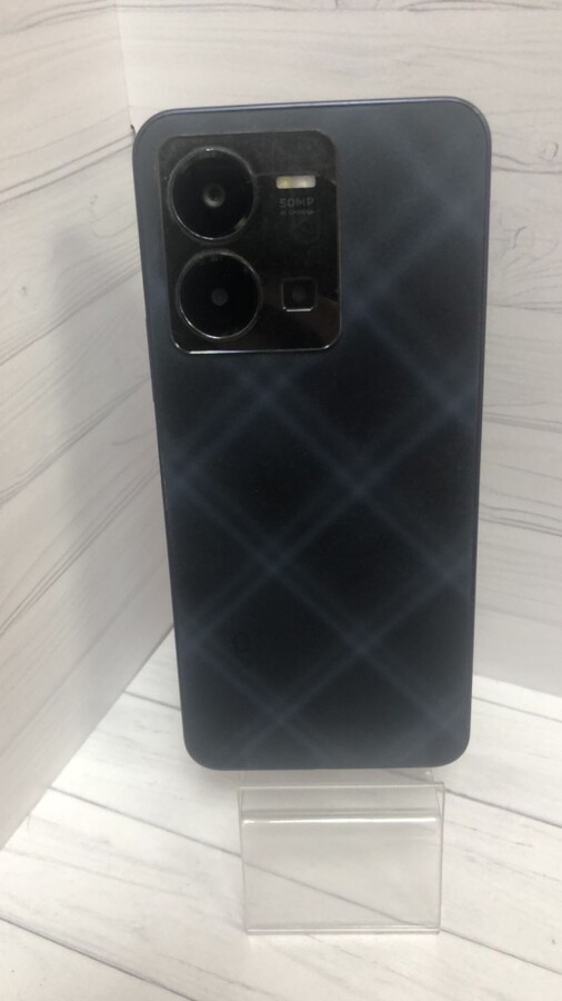 Смартфон Vivo Y35 4/64