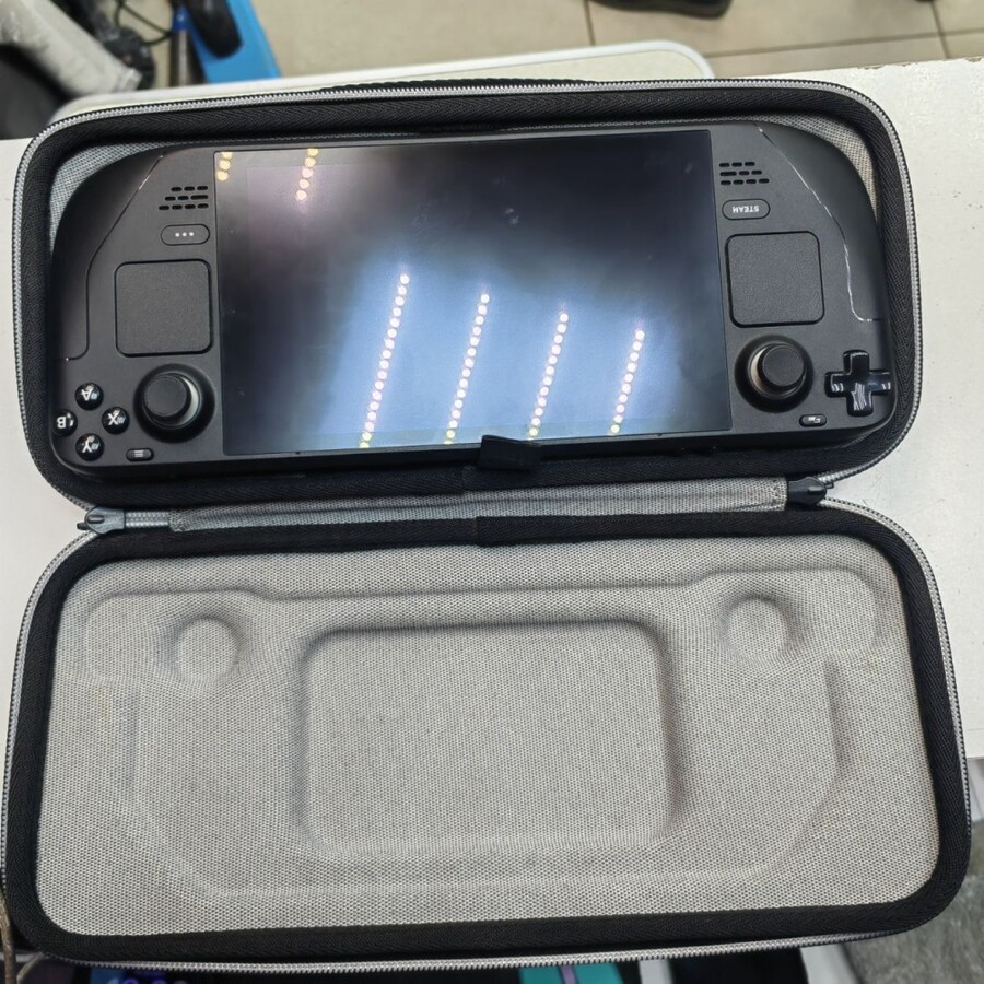 Игровая приставка Steamdeck