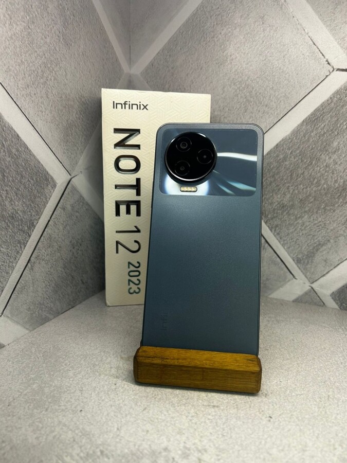 Мобильный телефон Infinix Note 12 (2023) 8/128