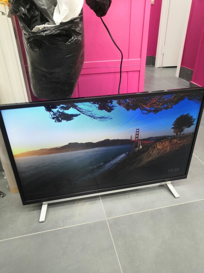 Телевизор Toshiba 32 32л 5669