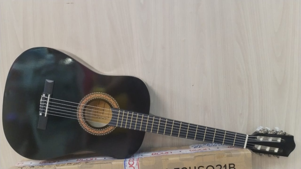 Гитара класическая