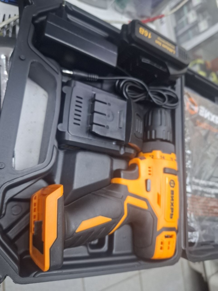 Шуруповерт Вихрь 16 В