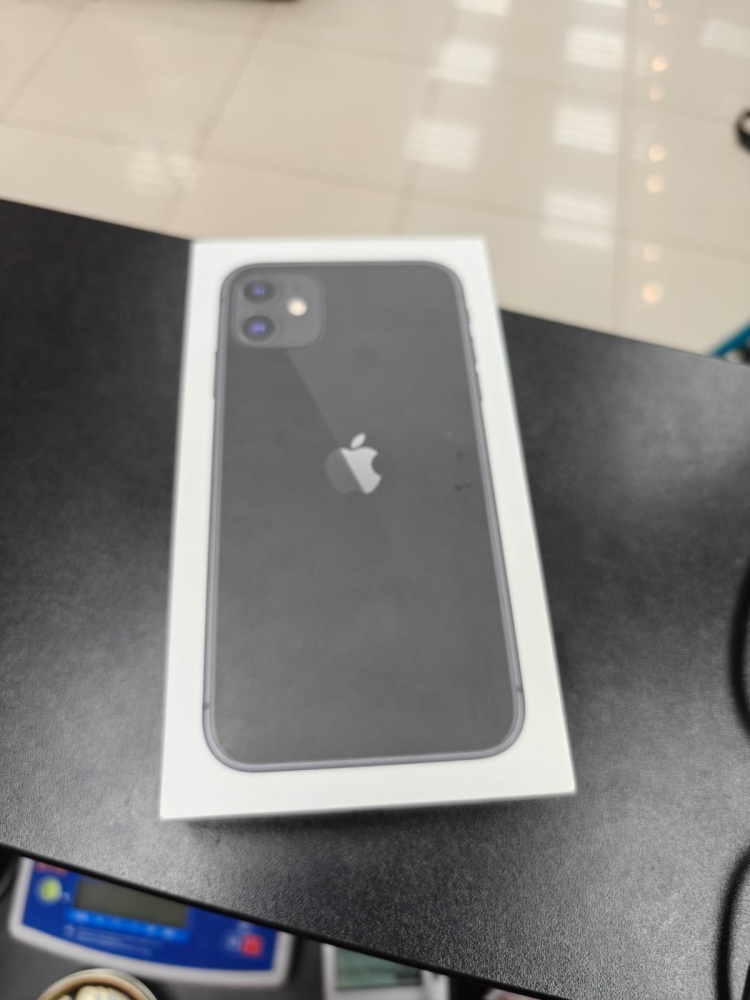 Смартфон iPhone 11 128 Gb