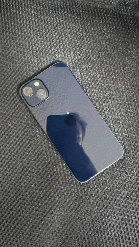 Смартфон iPhone 13 128 Gb