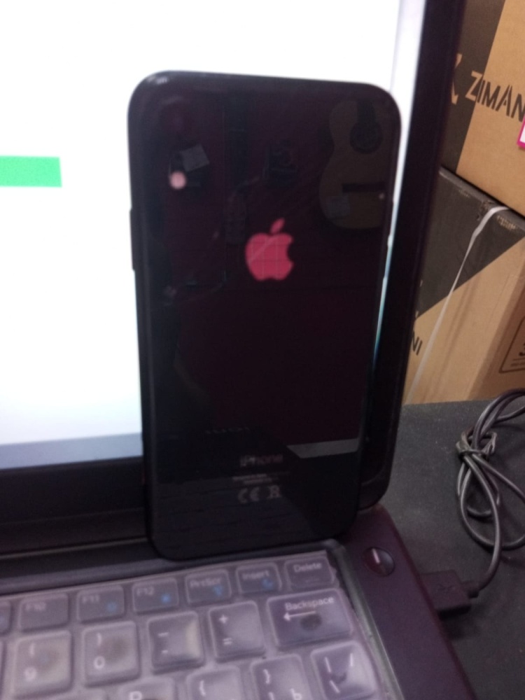 Смартфон iPhone XR 64 Gb