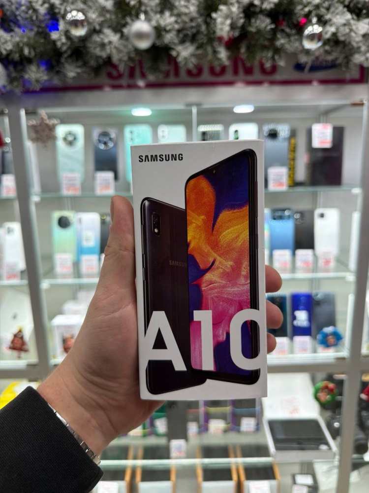 Смартфон Samsung A10 2/32