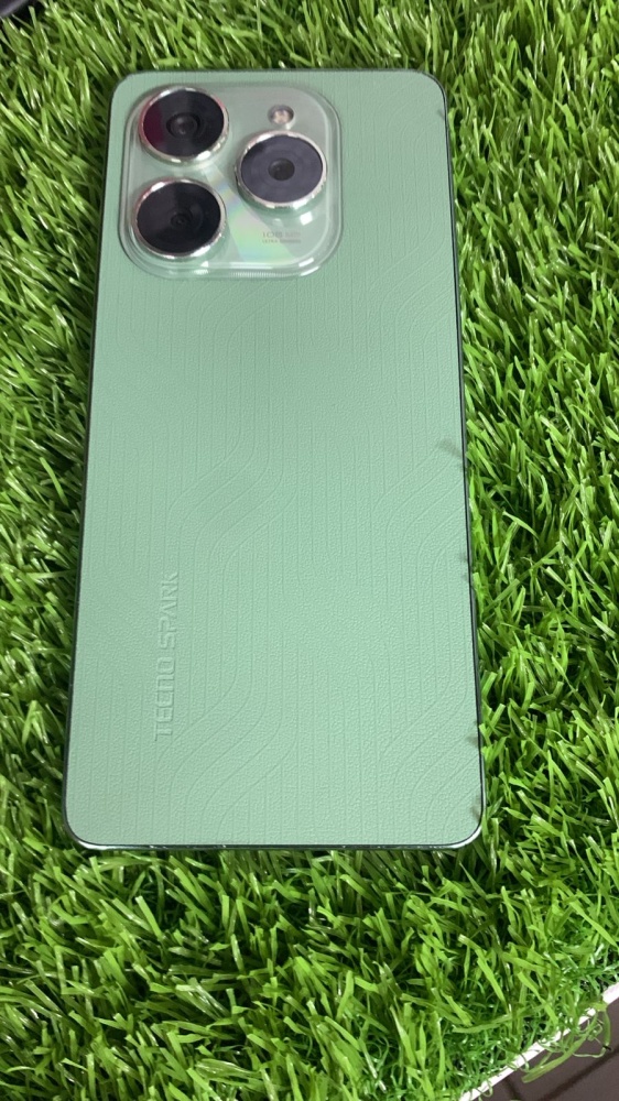 Мобильный телефон Tecno spark 20 pro 12\256gb