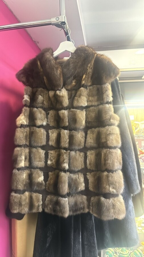Жилет меховой соболь 44-46