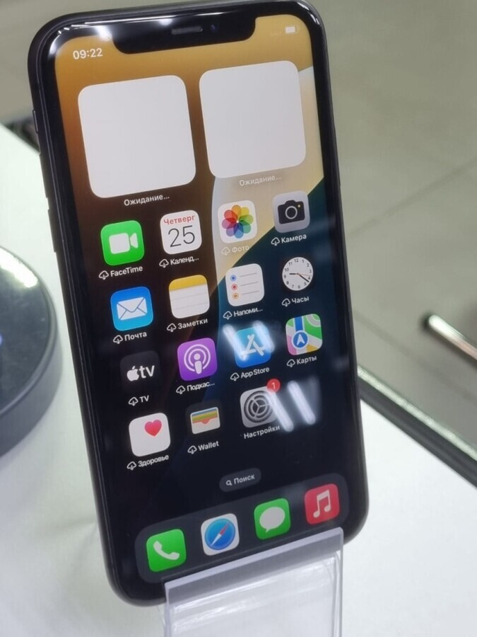 Смартфон iPhone 11 64Gb, АКБ 76%