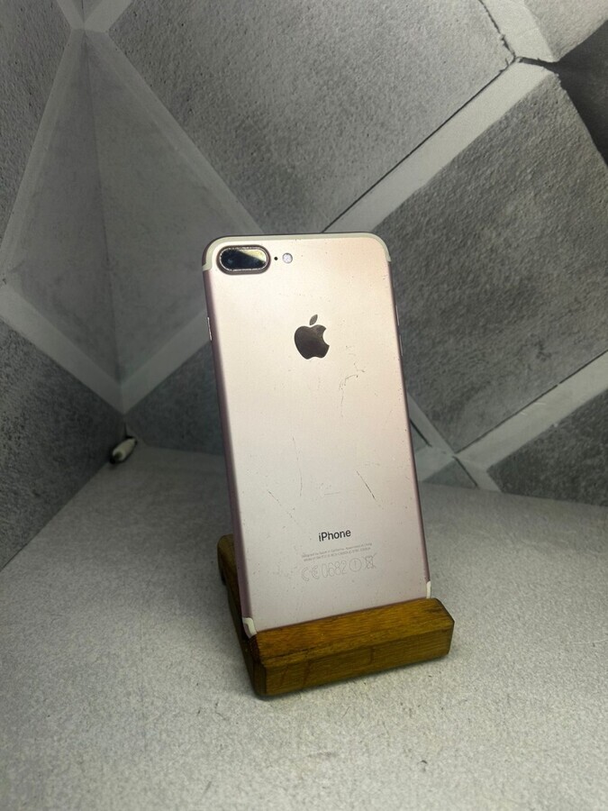 Смартфон iPhone 7+ 256Gb