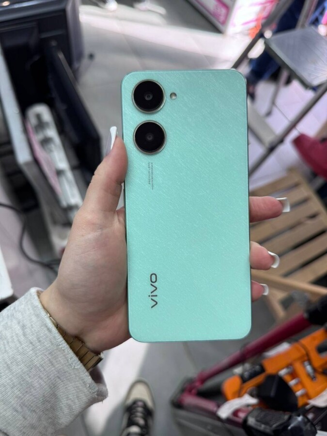 Смартфон Vivo Y03 4/128 гб