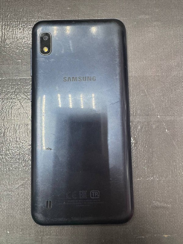 Смартфон Samsung A10