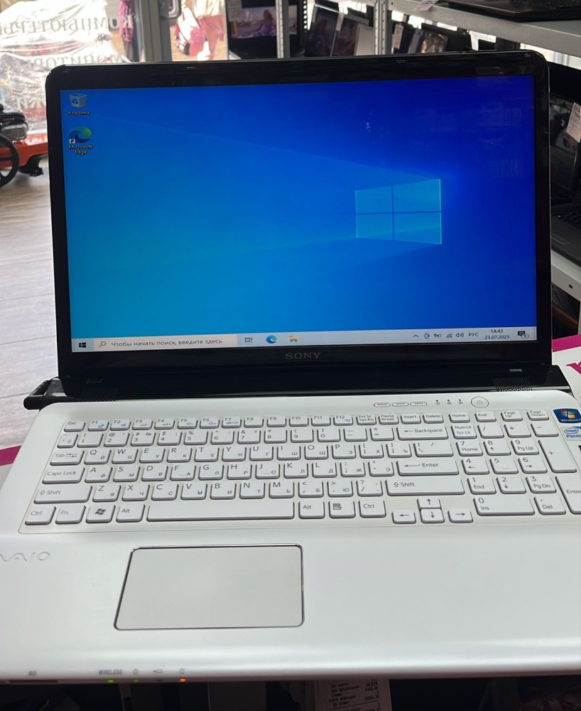 Ноутбук Sony VAIO SVE171B11V