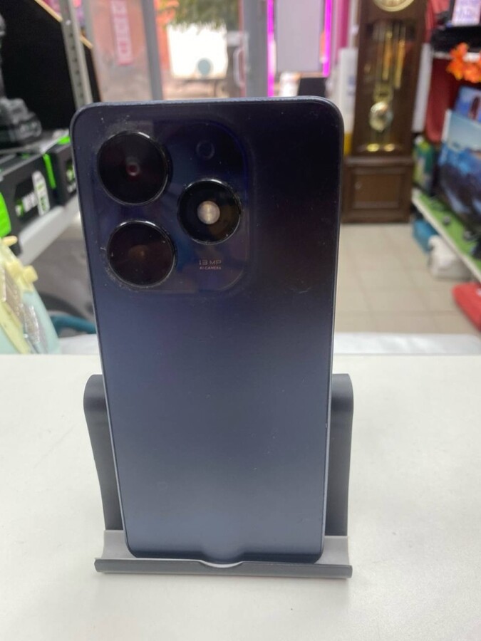 Мобильный телефон Tecno Spark go 2024 64gb
