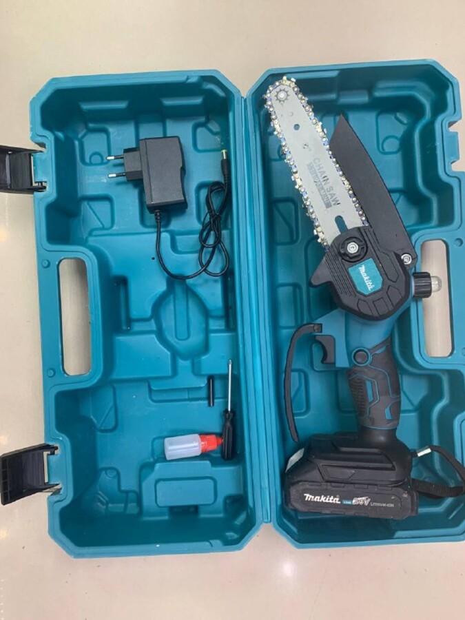 Пила цепная Makita