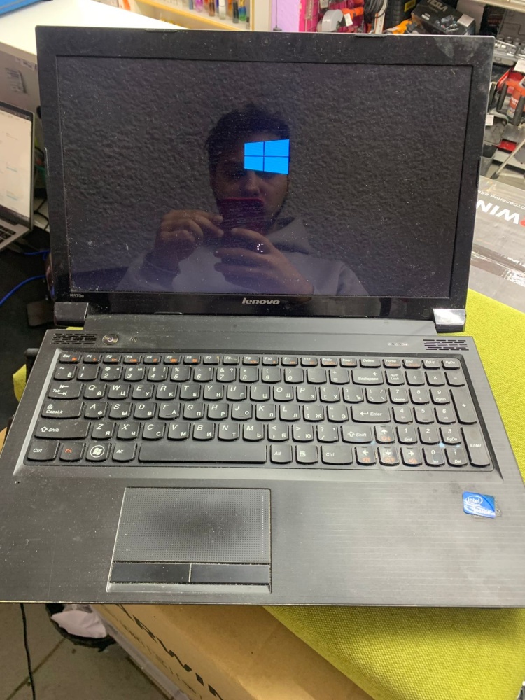 Ноутбук Lenovo