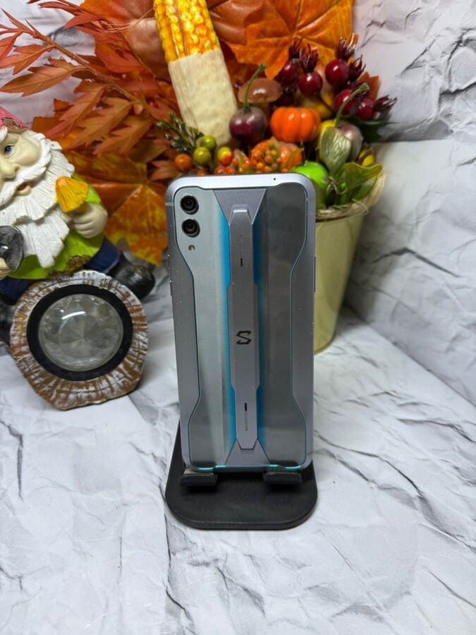 Смартфон Xiaomi Black Shark 2 Pro 8/128