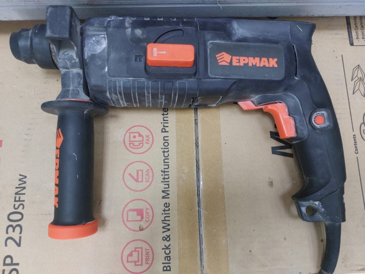 Перфоратор Ермак 720Вт