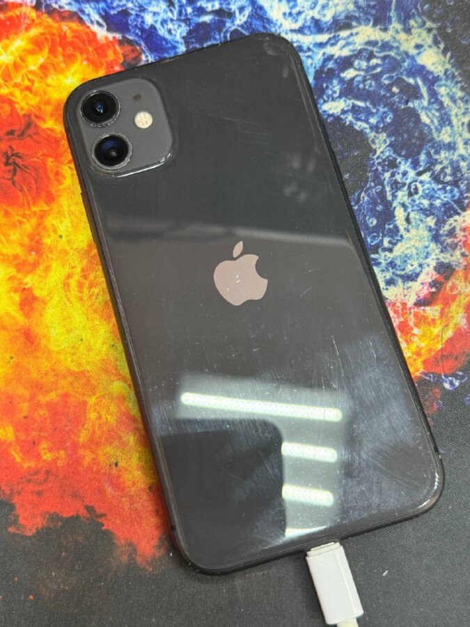 Смартфон iPhone 11 128 Gb