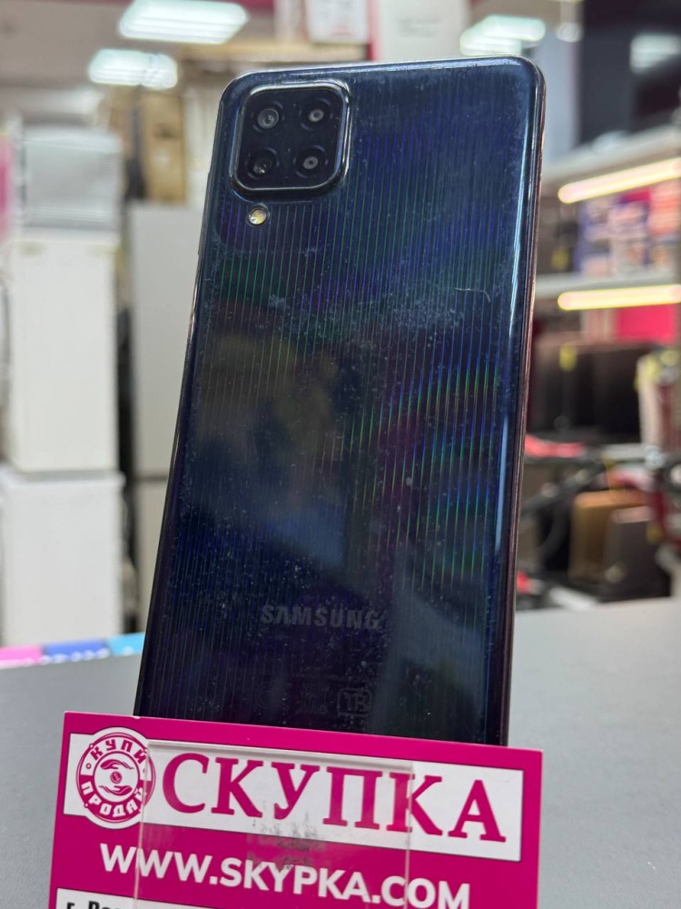 Смартфон Samsung  M32 6/128