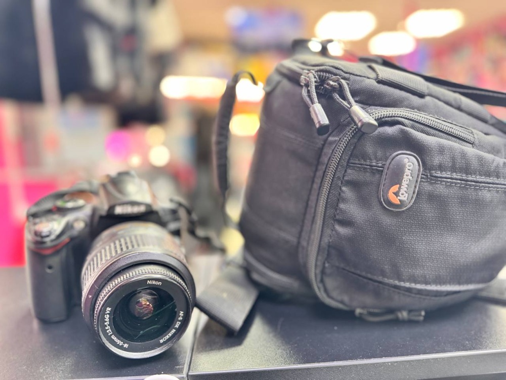Фотоаппарат Nikon D5000