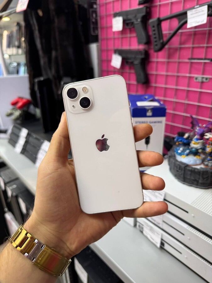 Смартфон iPhone 13 128 Gb