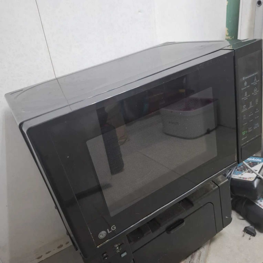 Микроволновая печь lg