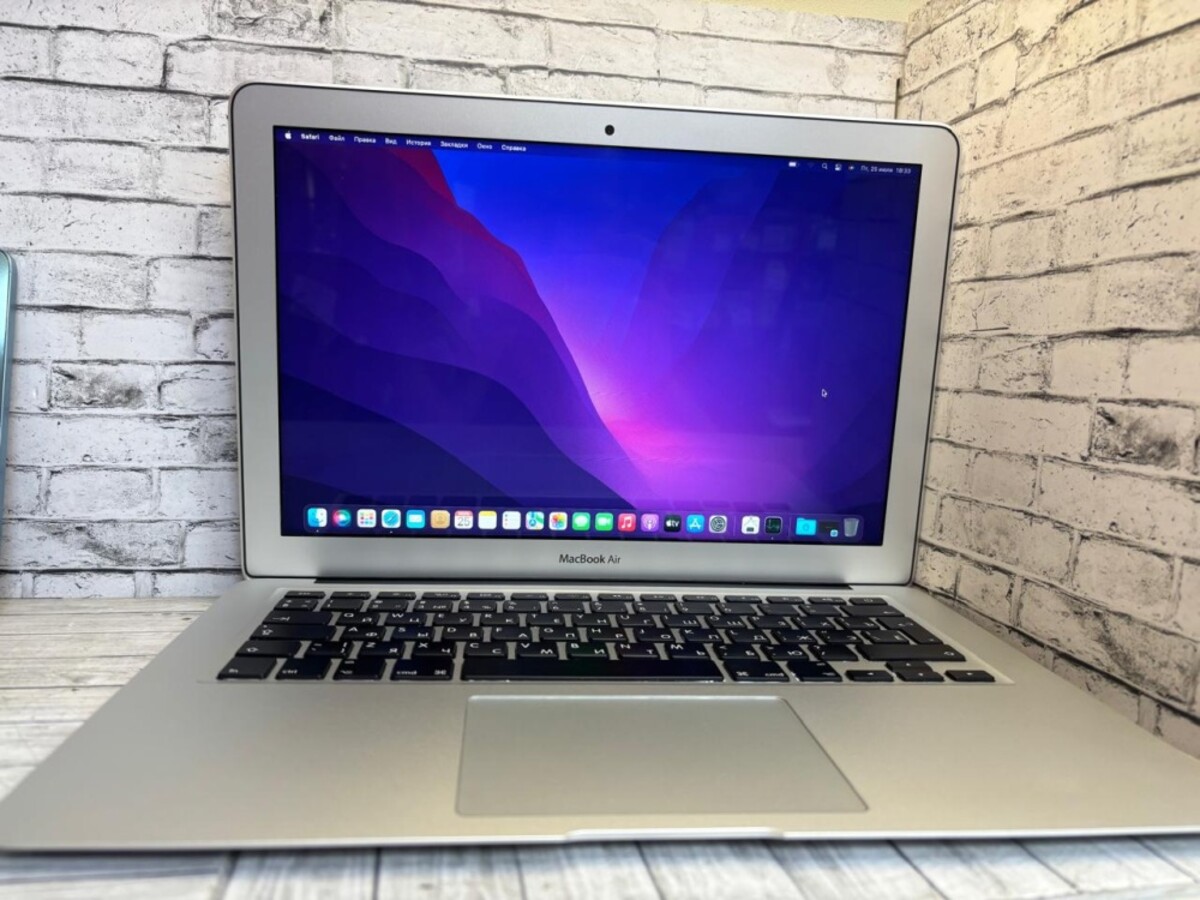Ноутбук Macbook Air 13 2017 i5 8/128