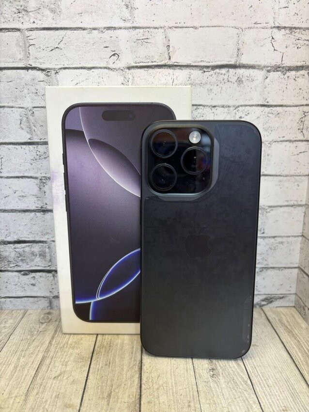 Смартфон iPhone 16 PRO 256