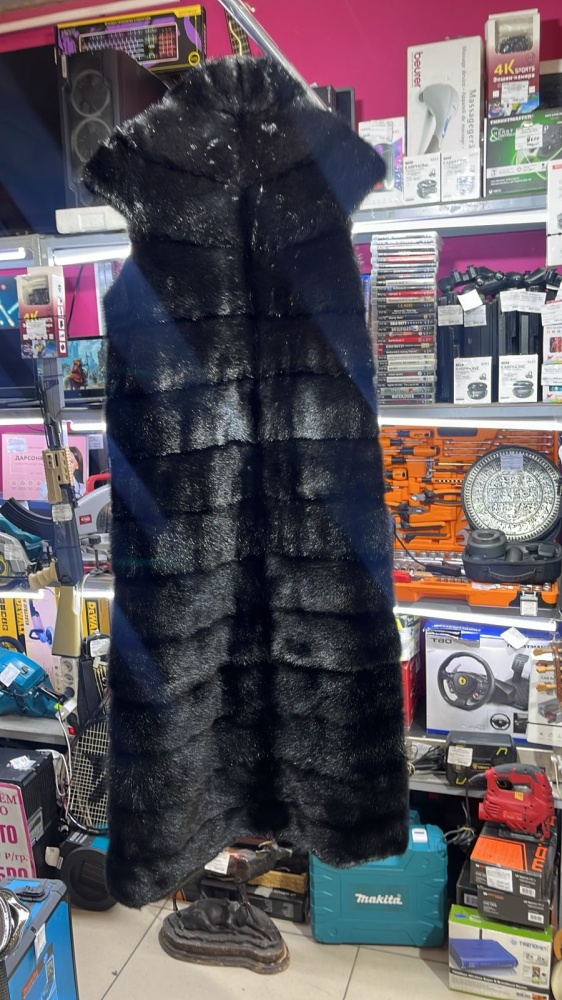 Жилет меховой норка 40 130см