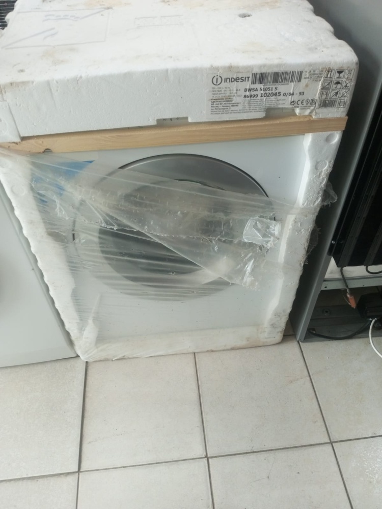 Стиральная машина Indesit bwsa 51051