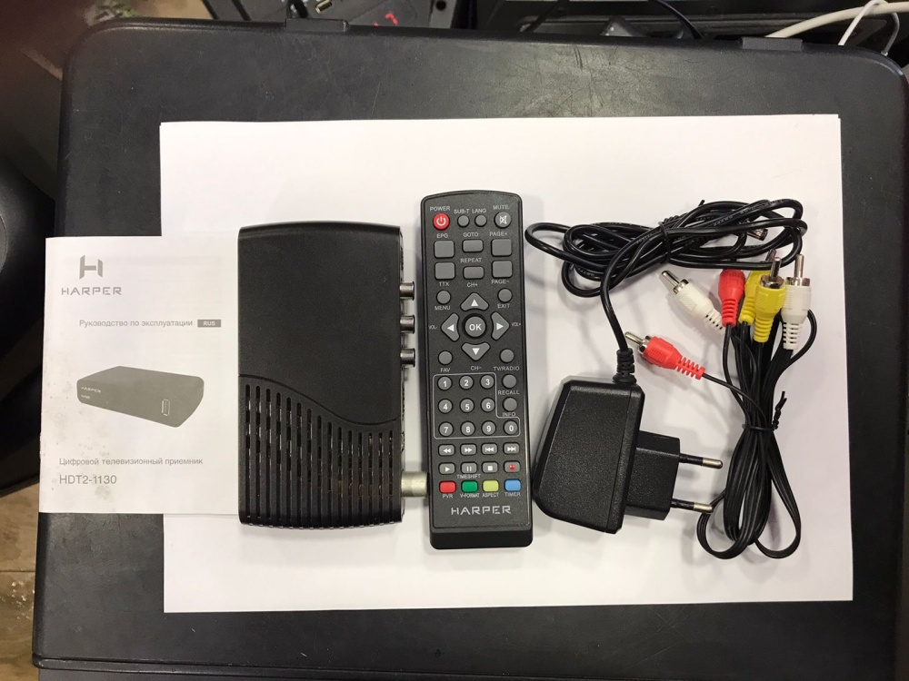 /Цифровая ТВ-приставка Harper HDT2-1130