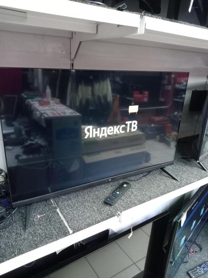 Телевизор Hi VHIX-32F219MSY